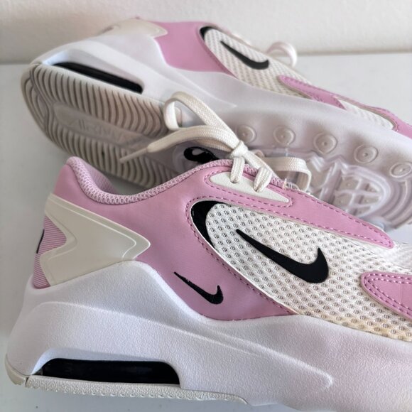 Nike Air Max Bolt CU4152-103 Womens Sneakers Size 6 White Pink Basketball Shoes - Picture 5 of 10